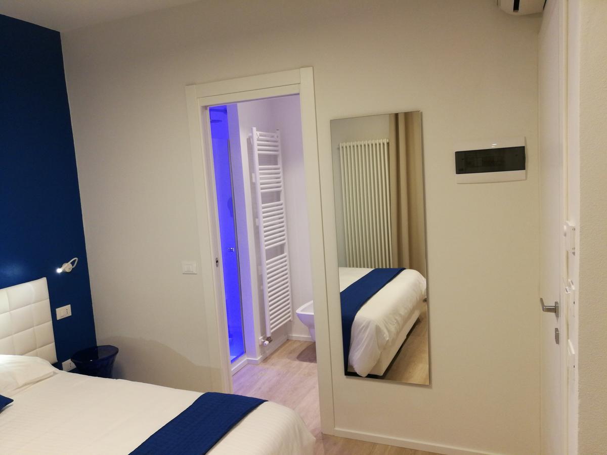 Suite Color Verona Luaran gambar