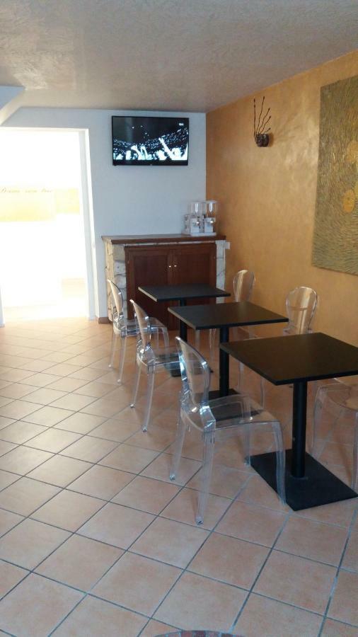 Suite Color Verona Luaran gambar